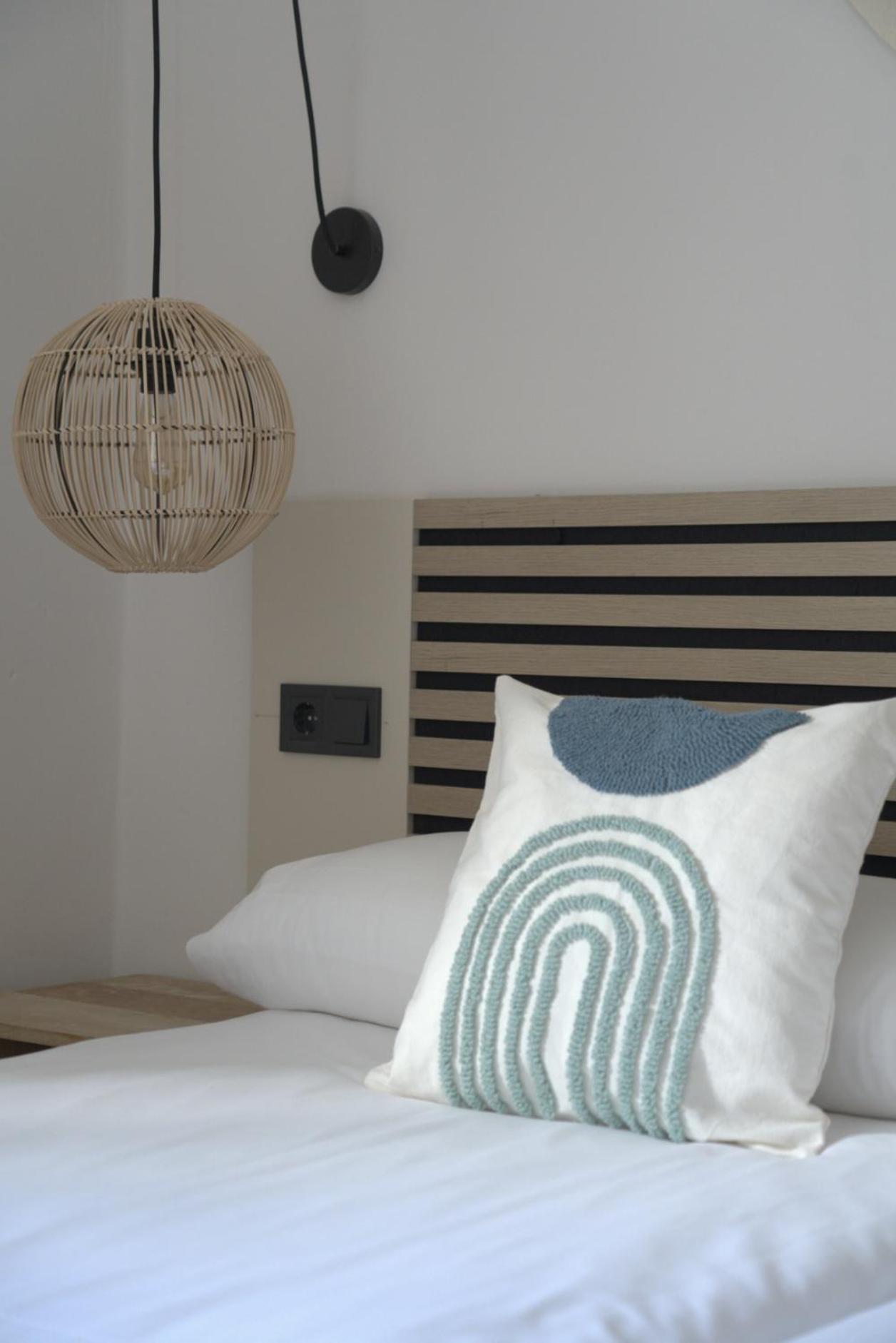 Apartamentos Ses Veles كالا يونغا المظهر الخارجي الصورة