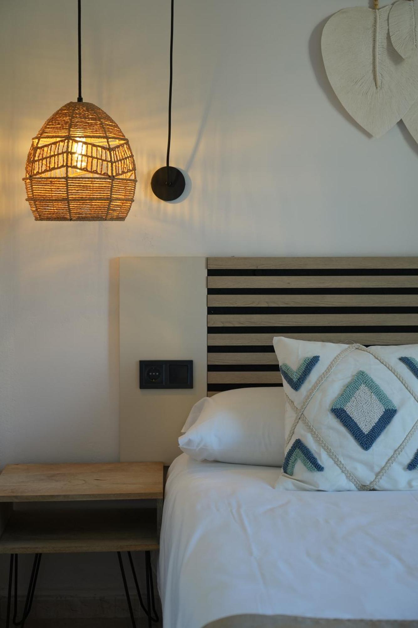 Apartamentos Ses Veles كالا يونغا المظهر الخارجي الصورة